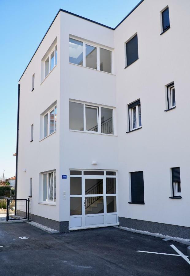Apartman "Mary" 特罗吉尔 外观 照片